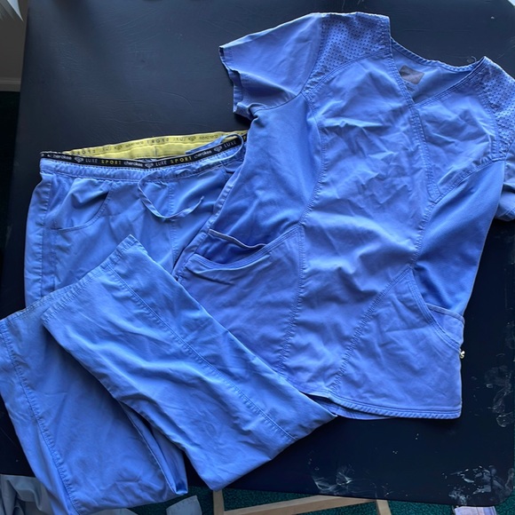 Cherokee Luxe Sport Ceil Blue Scrub Set-Medium - Picture 3 of 7
